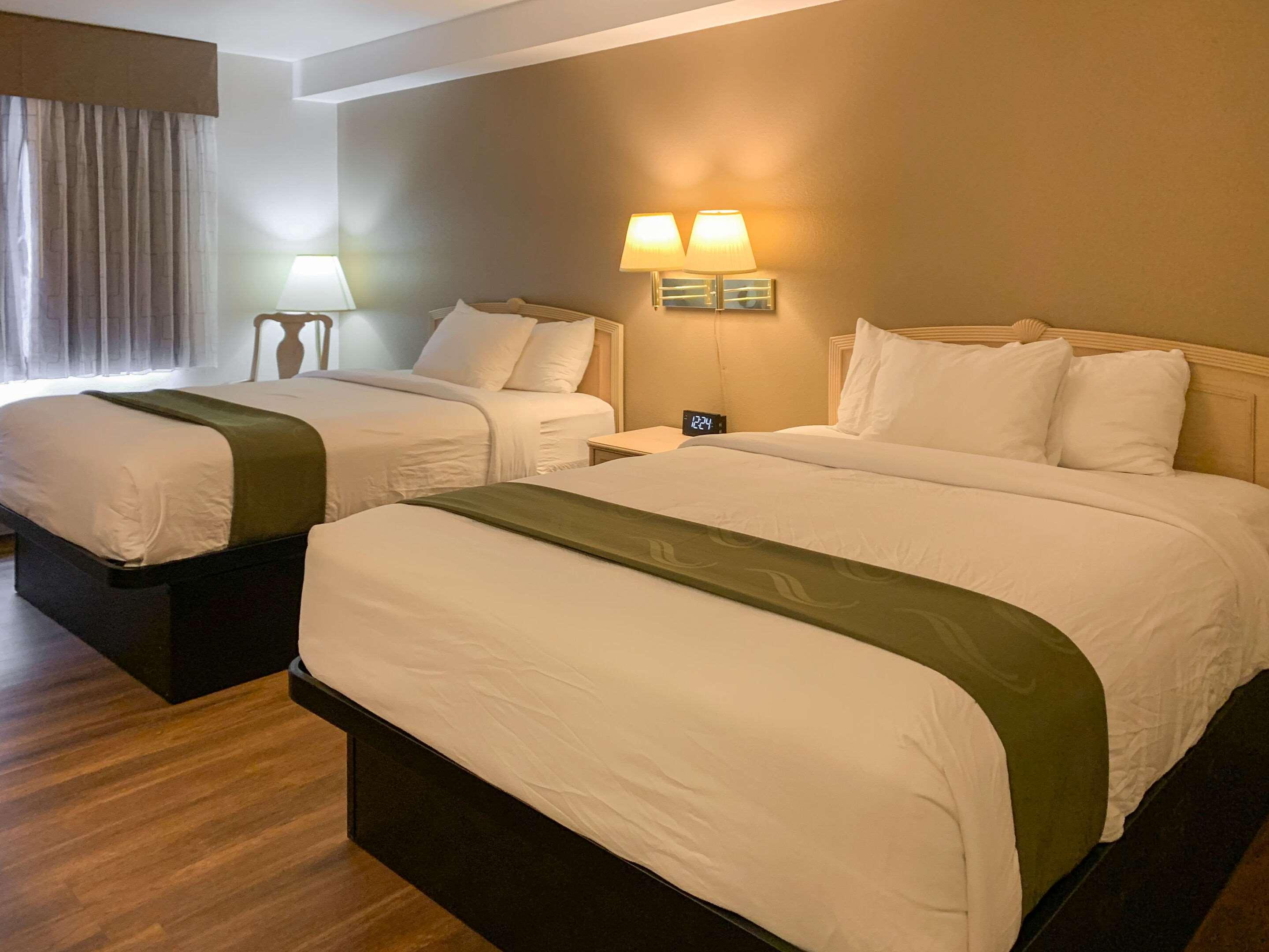 Quality Inn Albuquerque East I-40 Juan Tabo Exit Экстерьер фото