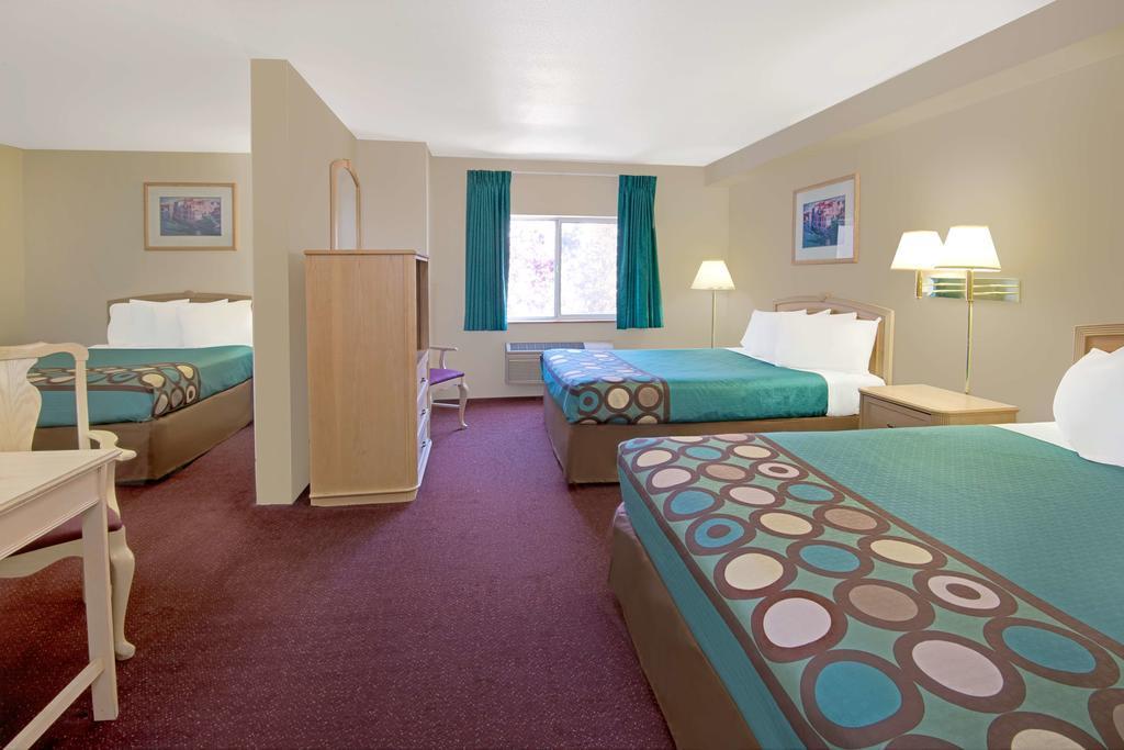 Quality Inn Albuquerque East I-40 Juan Tabo Exit Экстерьер фото