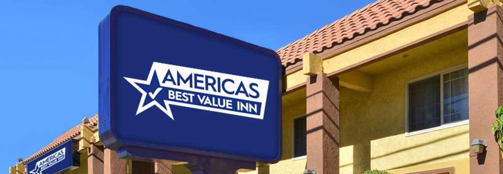 Quality Inn Albuquerque East I-40 Juan Tabo Exit Экстерьер фото